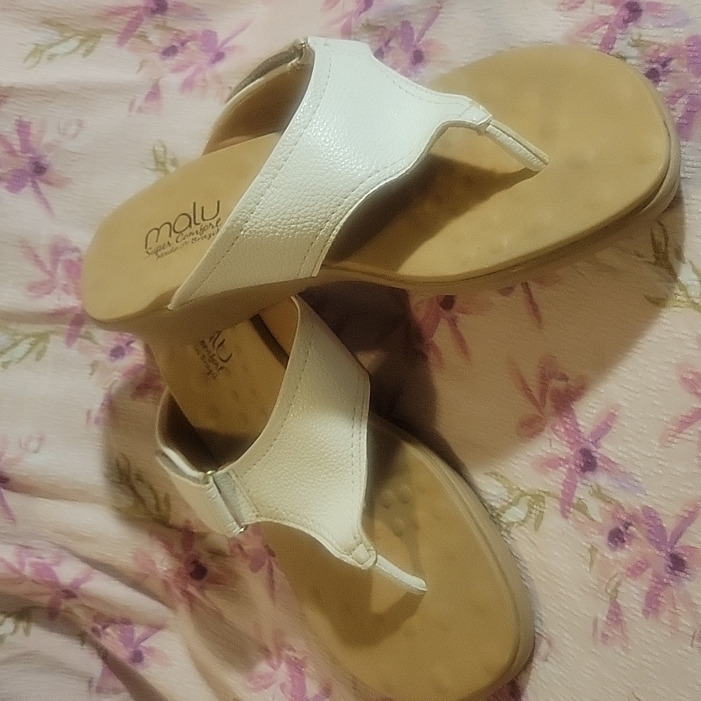 Malu sandals